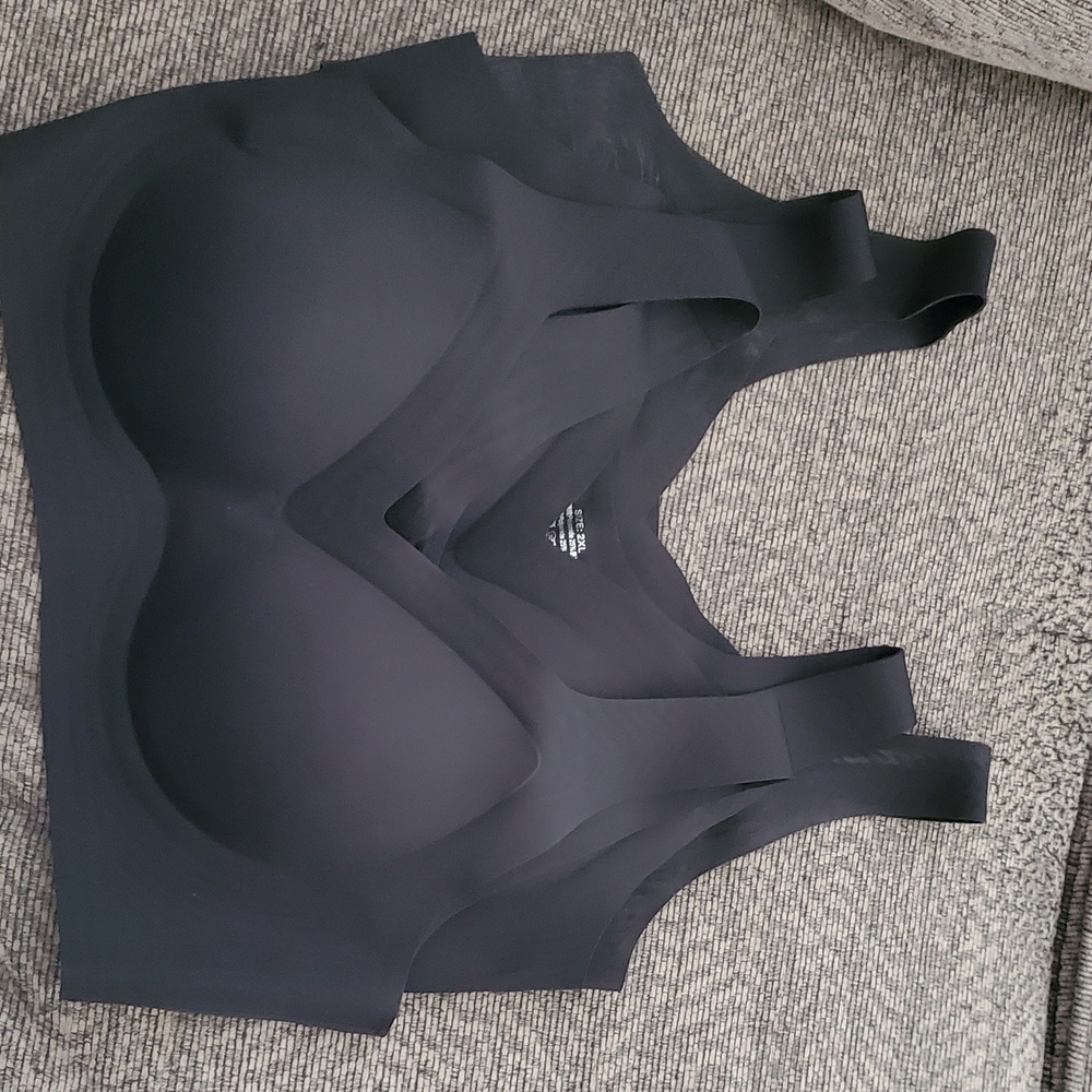 Seamless Black Wireless Bra - Comfortable Everyday Support 3 Pack